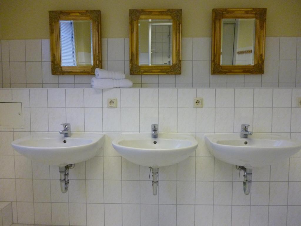 Hostel&Bistro Haus der Horizonte Bad Doberan Kamer foto