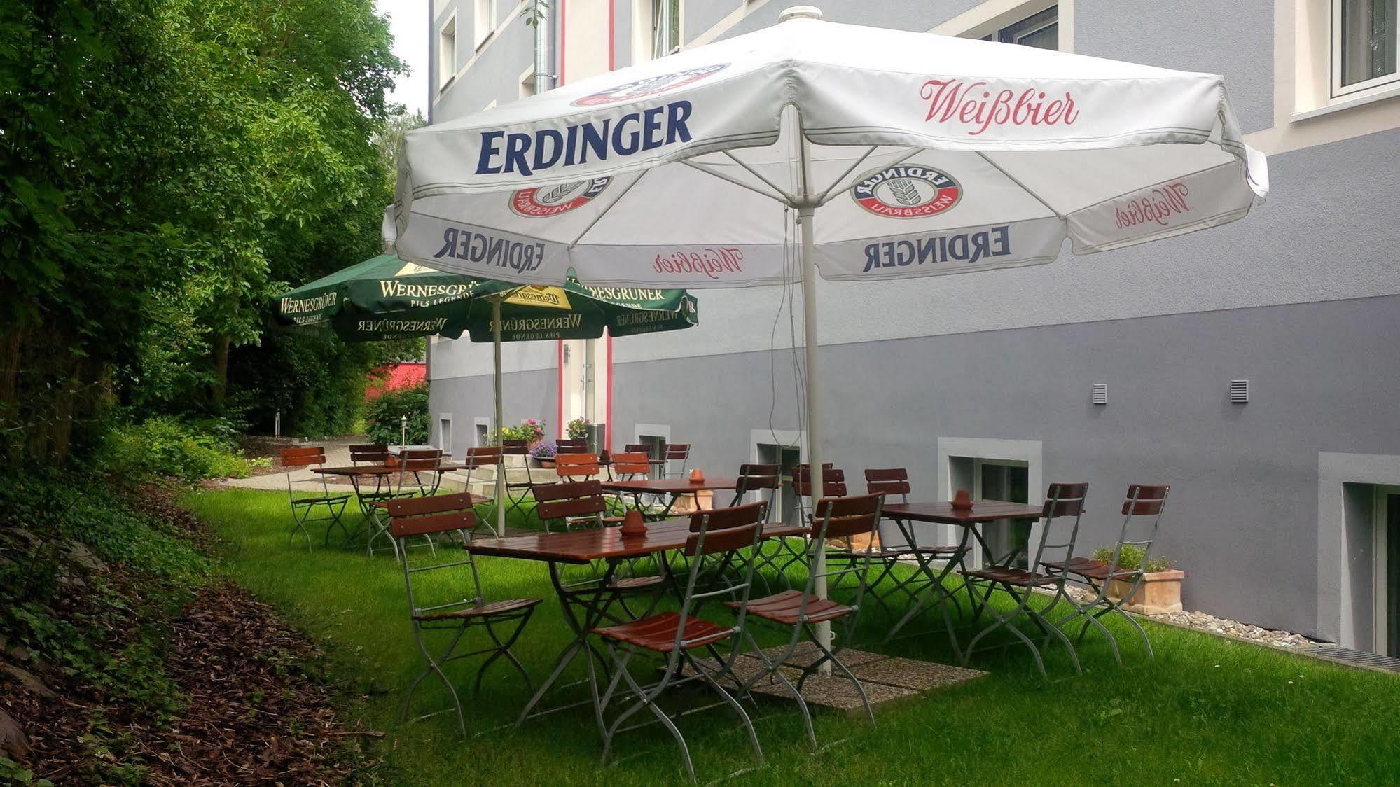 Hostel&Bistro Haus der Horizonte Bad Doberan Buitenkant foto